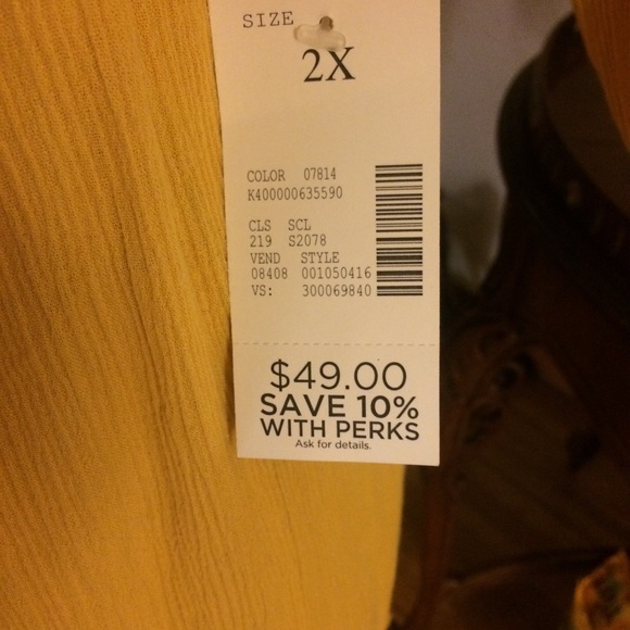 🔶Women's Blouse 🔶 - Picture 4 of 5